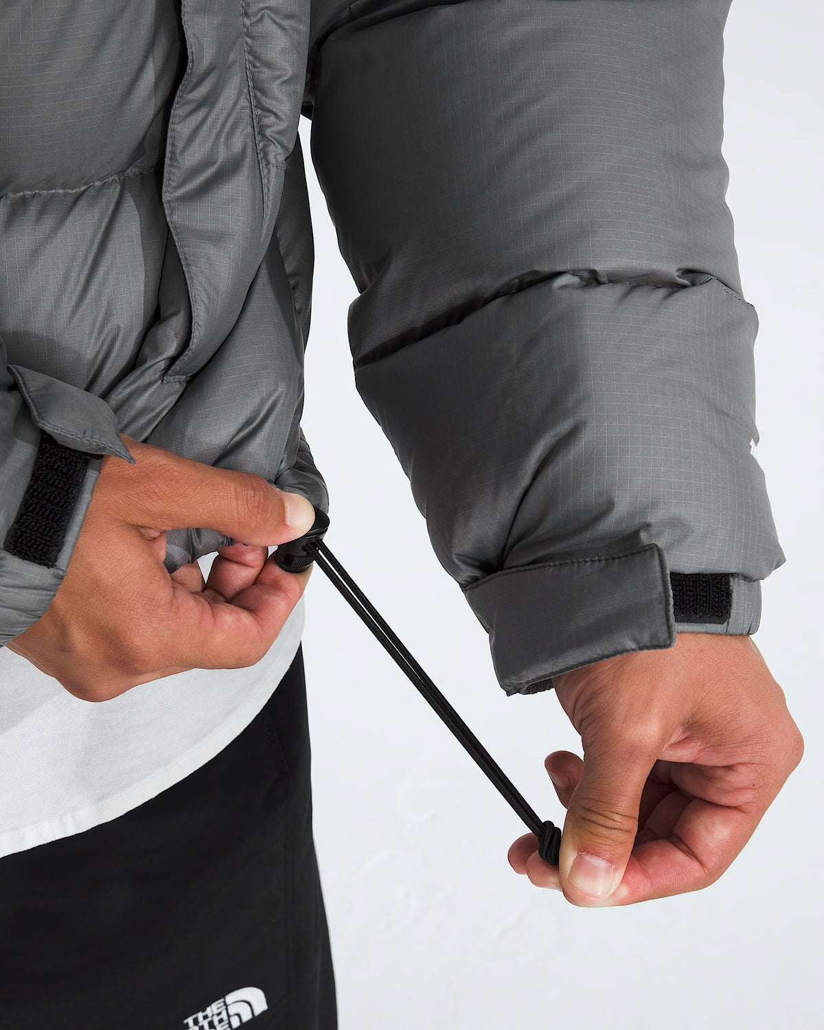 The North Face Men's 1996 Retro Nuptse Jacket in Summit Navy