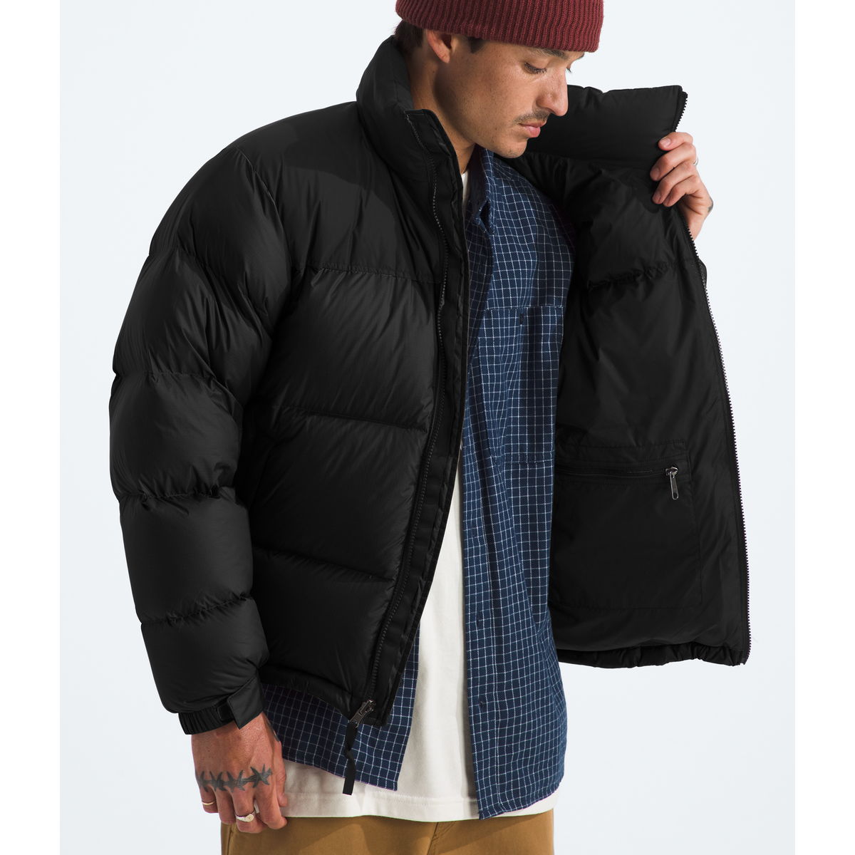 The North Face Men's 1996 Retro Nuptse Jacket in Smoked Pearl